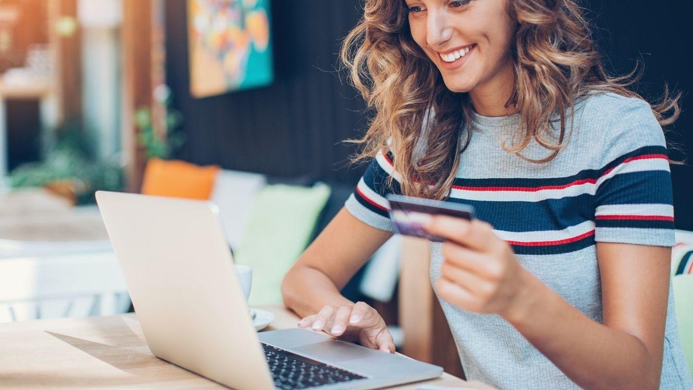 Sosyal Medya ve E-Ticaret: Satışları Artırmanın Yolları